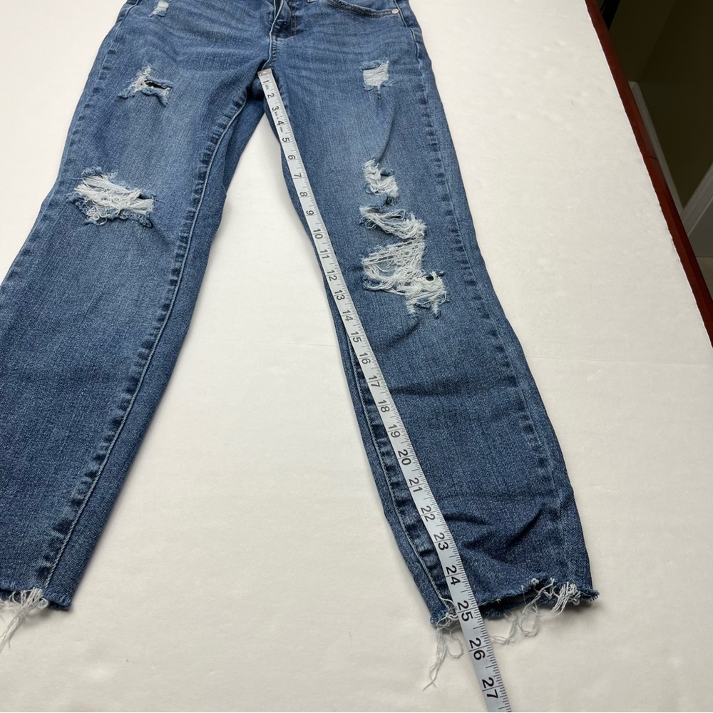 Judy Blue Distressed Relaxed Fit Womens Size 3 / 26 Blue Denim Jeans Frayed Hem - Picture 10 of 14